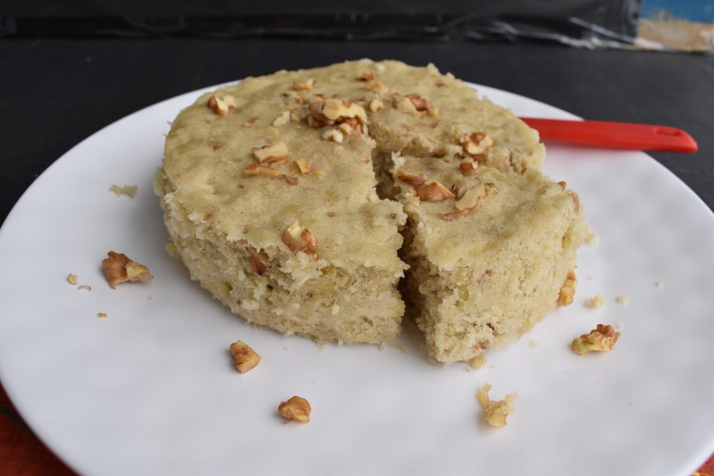 Banana Walnut Cake - RasoiTak